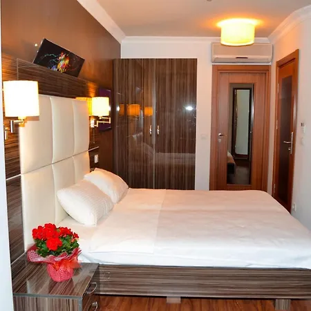 La Piano 4* Стамбул