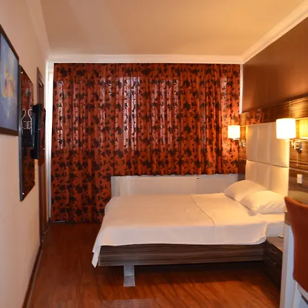 Hotell La Piano Istanbul