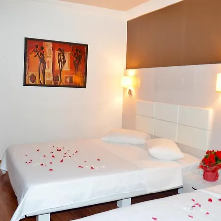 La Piano Hotel