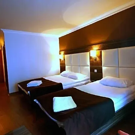 La Piano Hotel 4*